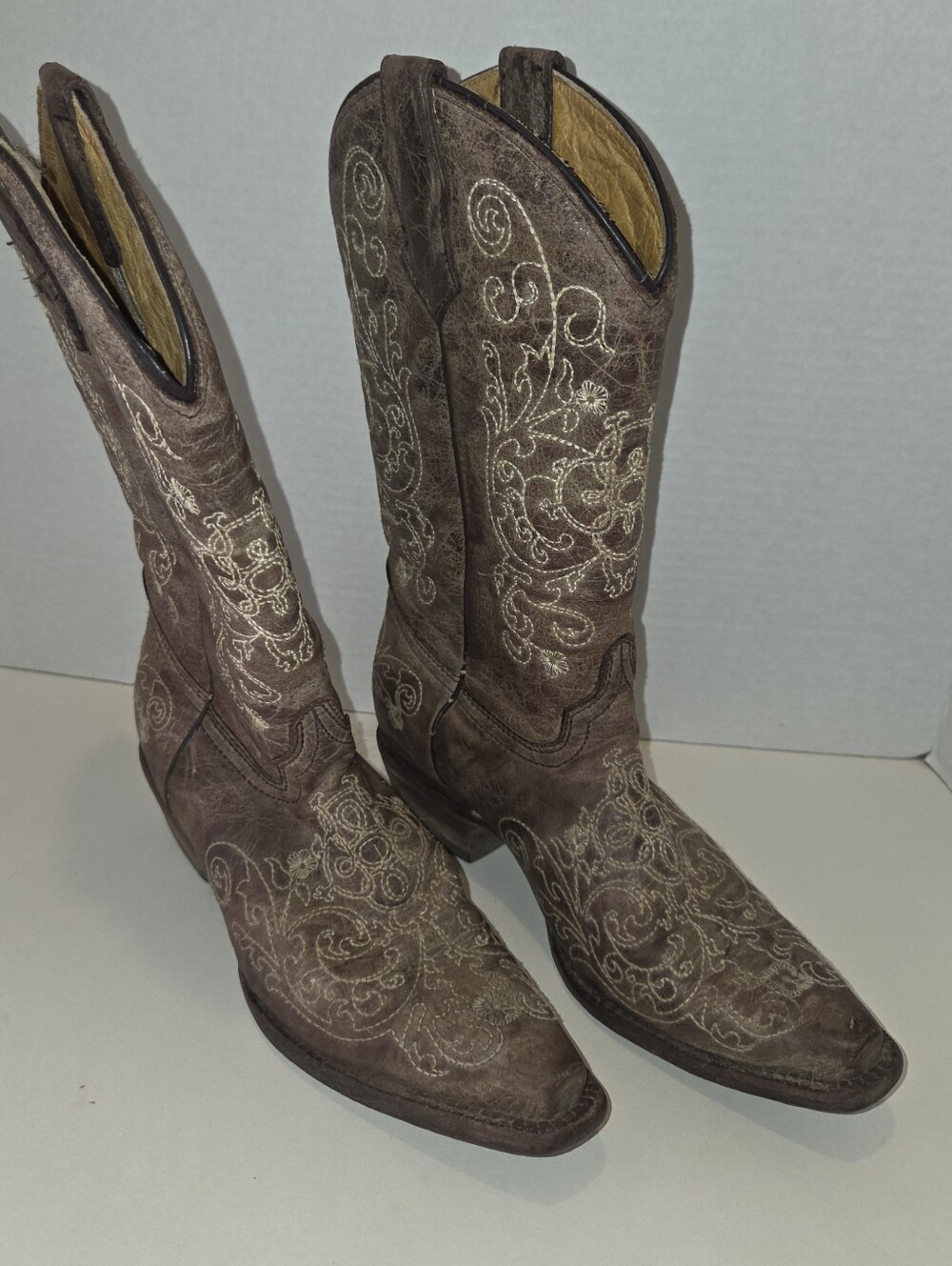 Corral Womens/Teens Sz 4T Brown Leather  Cowboy Boots Embroidered Floral Scrolls - Picture 2 of 9
